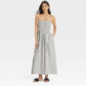 Universal Thread grey and White Striped smocked dress